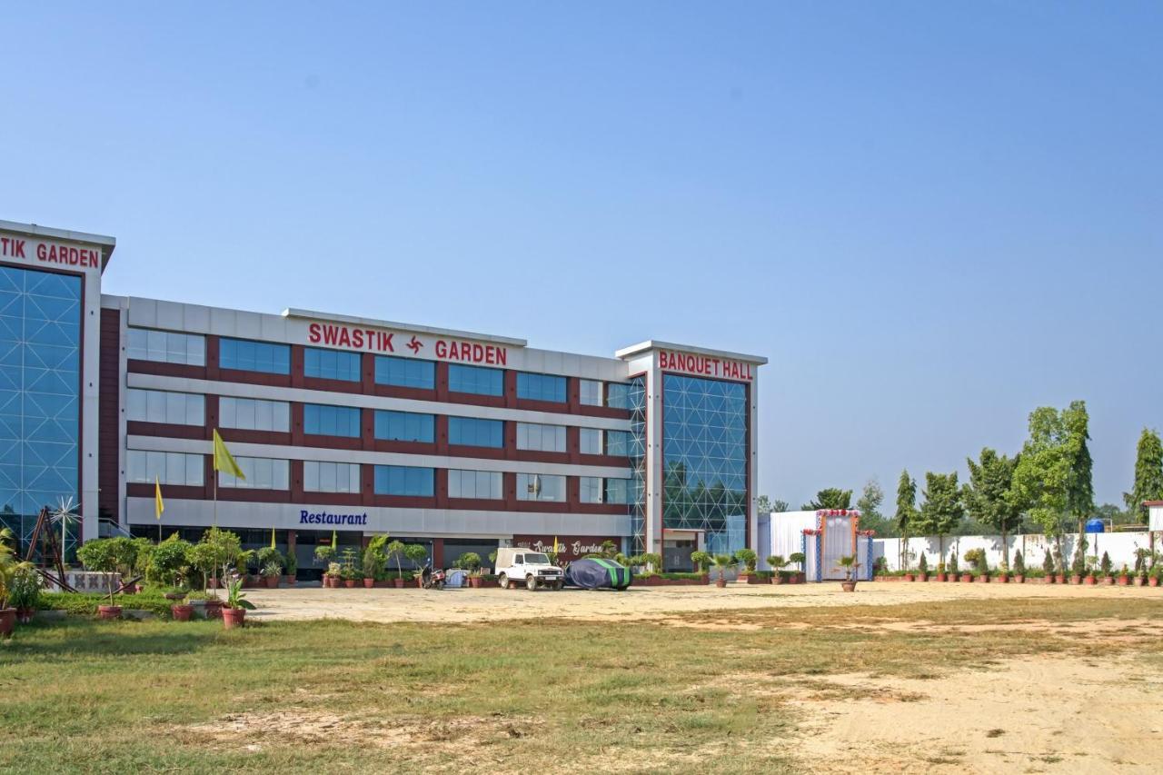 Hotel OYO 62241 Swastik Garden Dhāmpur Exterior foto