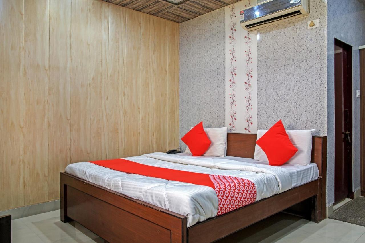 Hotel OYO 62241 Swastik Garden Dhāmpur Exterior foto
